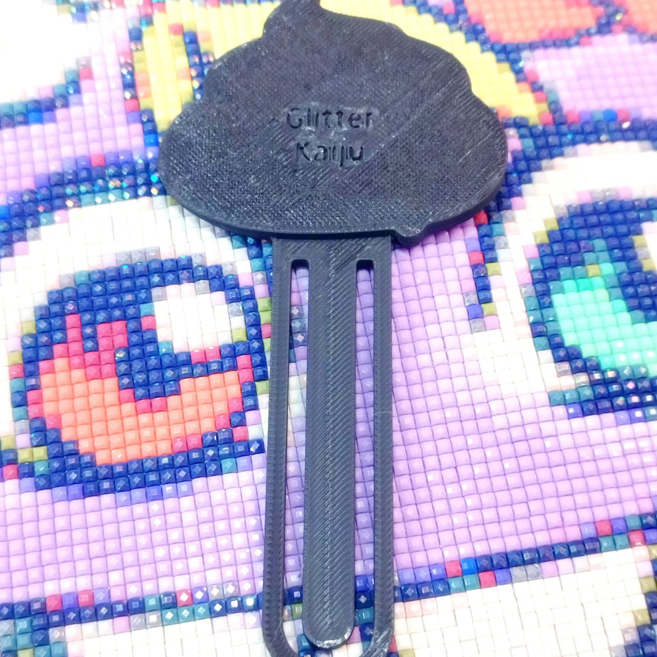 Arale Poop Clip