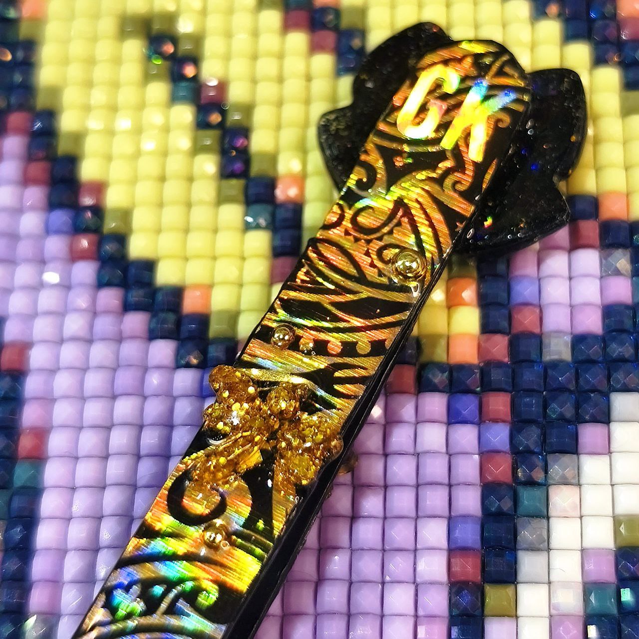 Pinzas Decoradas -  Dorado y Negro